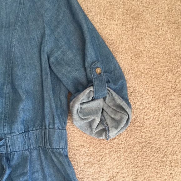 Chambray Maternity Dress - Picture 4 of 5